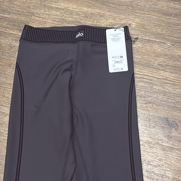 Airlift high waist 7/8 line up legging - Picture 2 of 3